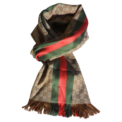 gucci hartjes sjaal wol|Gucci Shawls & Stoles .